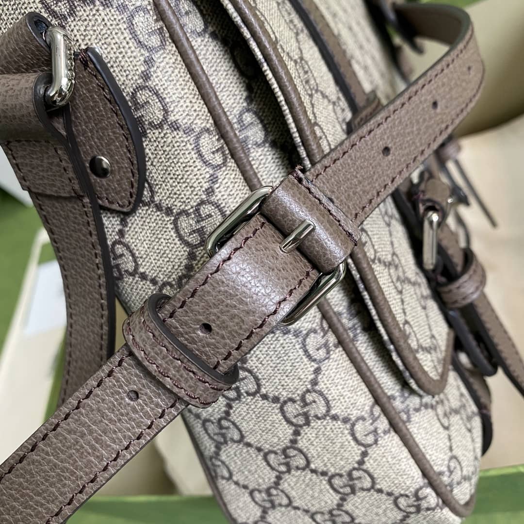 Gvc*1 Mens GG Svp*me Canvas Messenger Bag Replica 658542