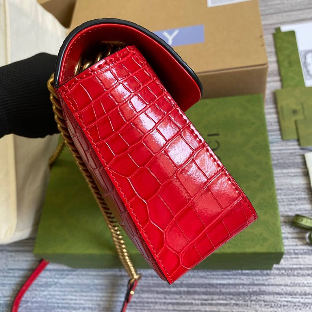 Gvc*1 GG Marmont Matelasse Shoulder Bag Replica Red 443497