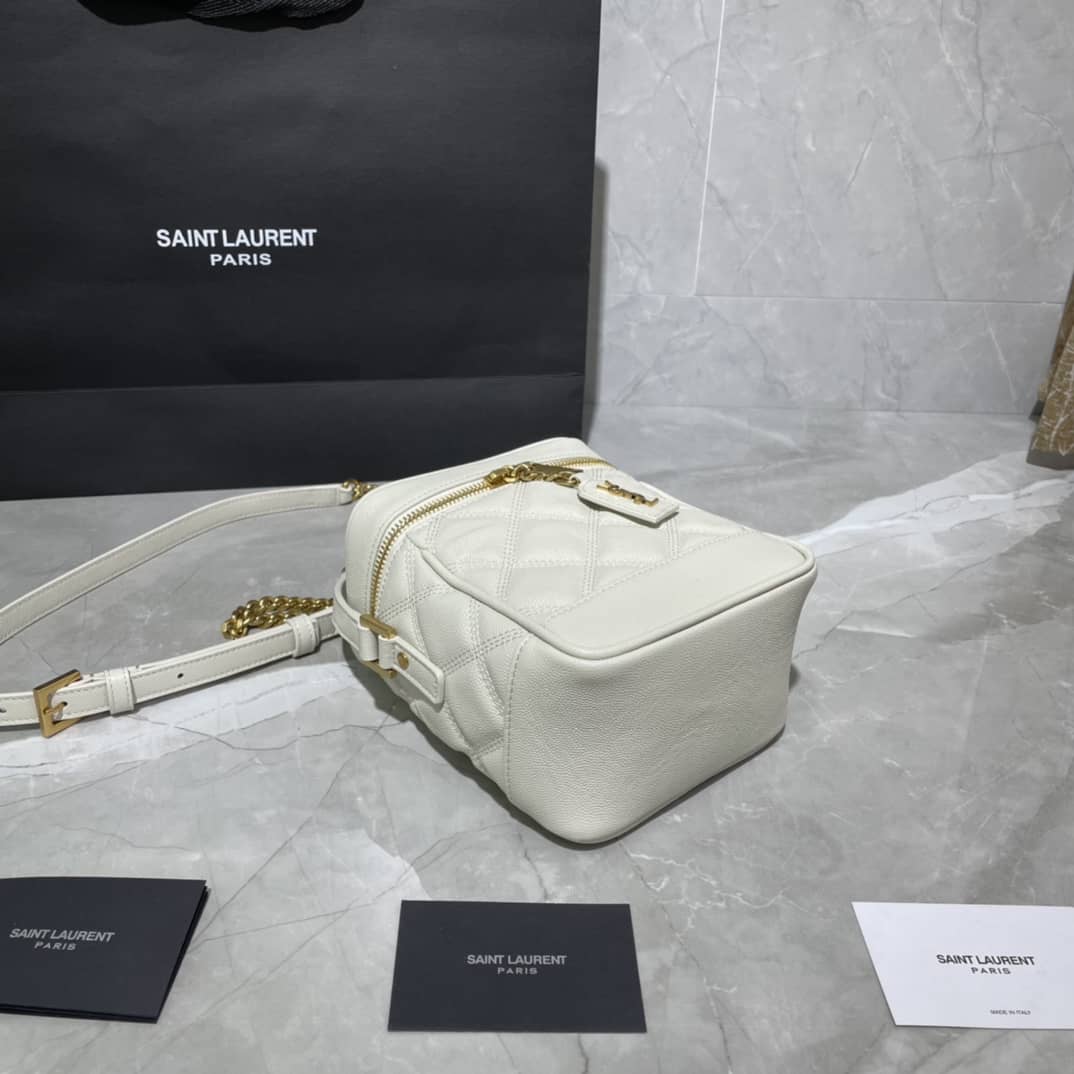Y51 Replica 80s Carré-Quilted Vanity Replica Bag