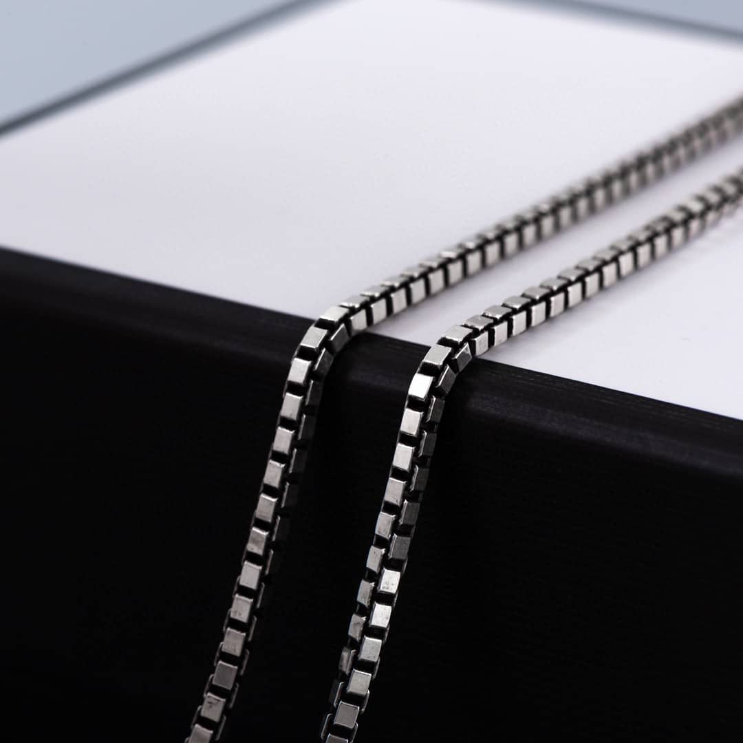 Wholesale Gvc*1 Logo Necklace