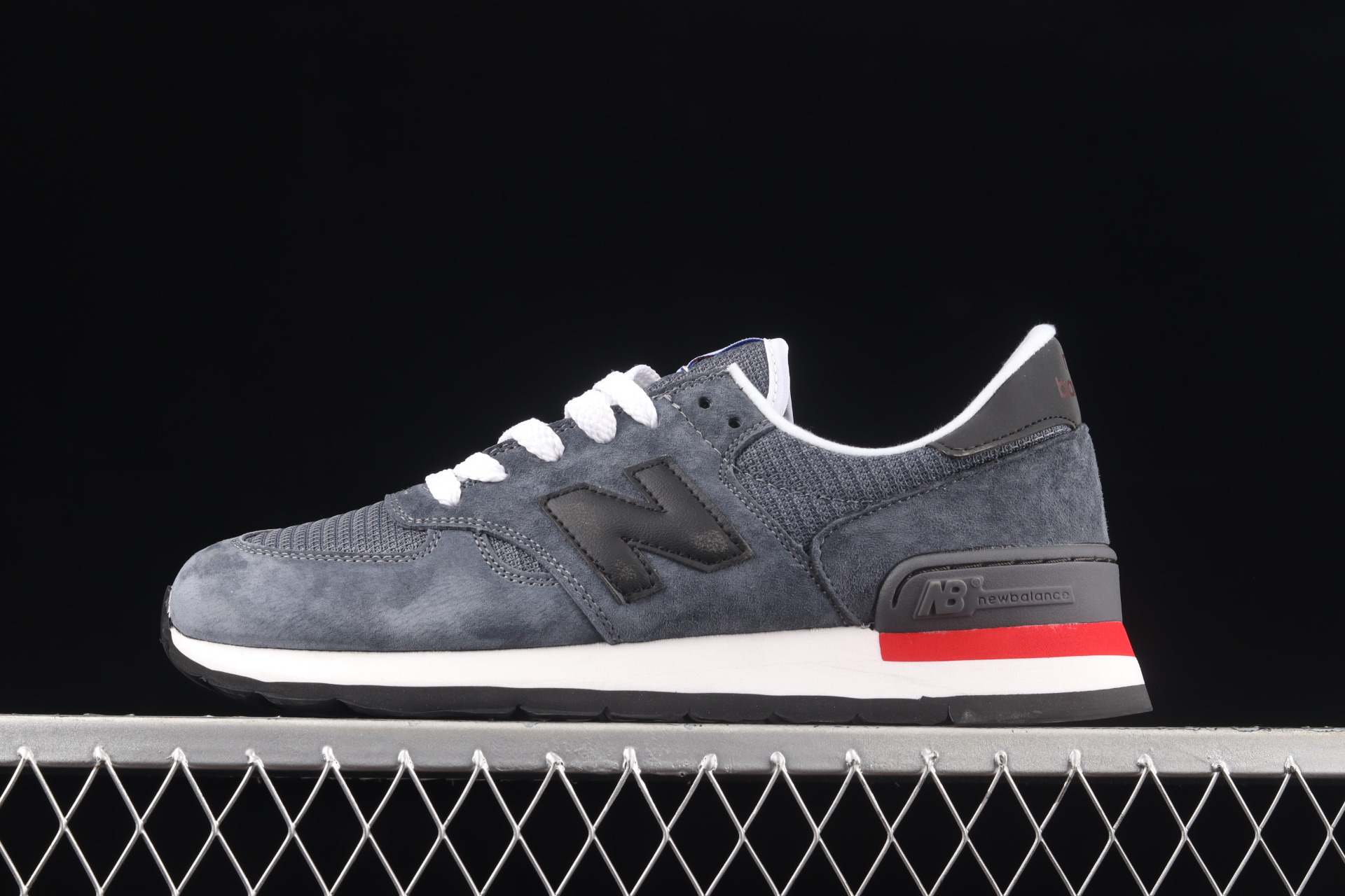 990v1 Made In USA Catch 22 M990HL