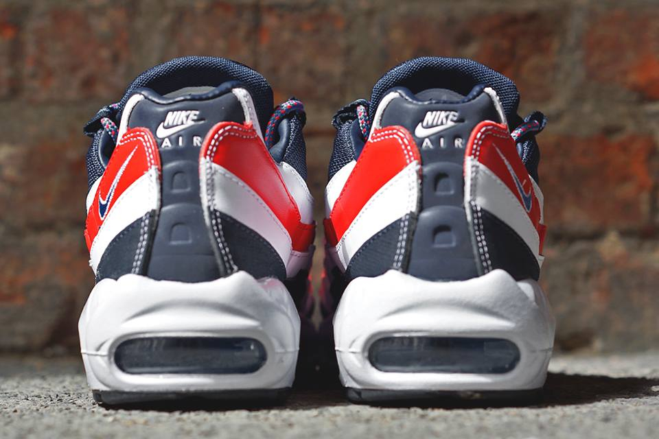 Air Max 95 City QS World Cup-London 667637-400