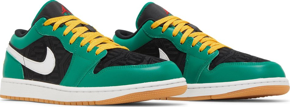Air Jordan 1 Low SE Christmas DQ8422-300
