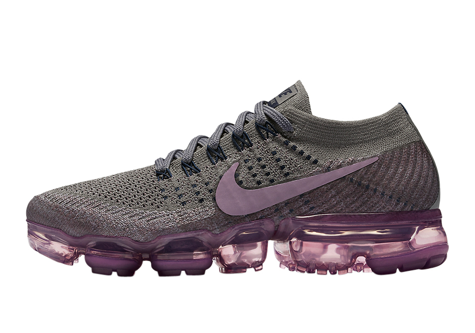 Wmns Air VaporMax Tea Berry 899472-400