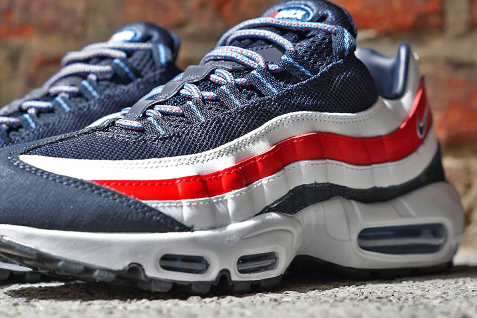 Air Max 95 City QS World Cup-London 667637-400