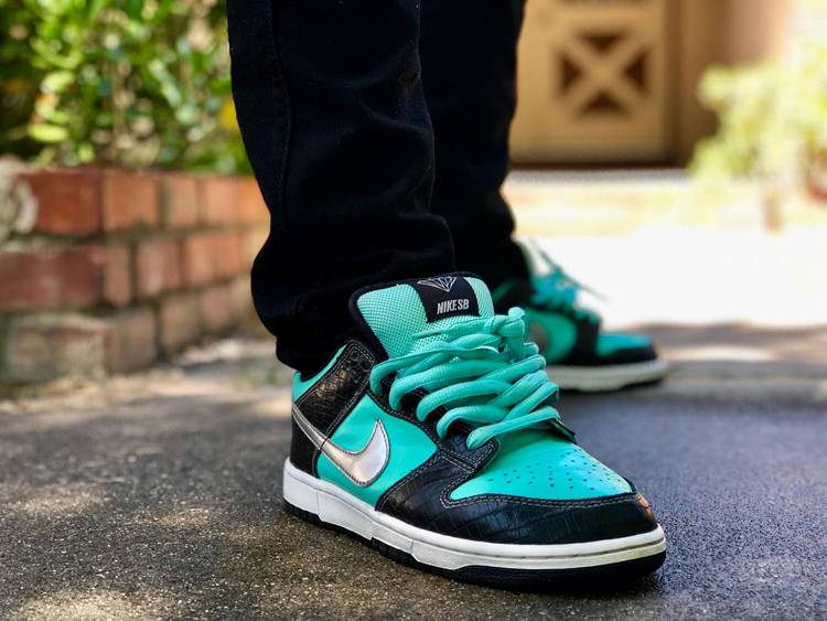 D1am0nd S*pply Co. x Dunk Low Pro SB T*f*ny 304292-402