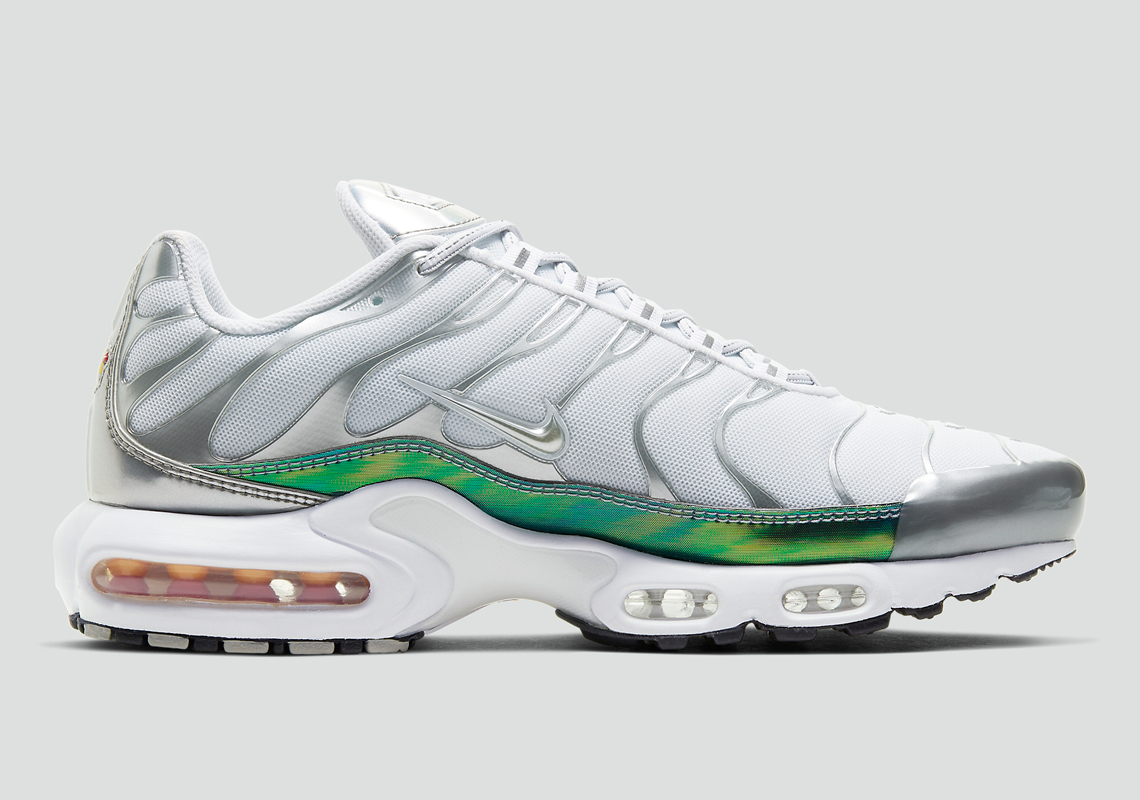 Air Max Plus Metallic Green CW2646-100