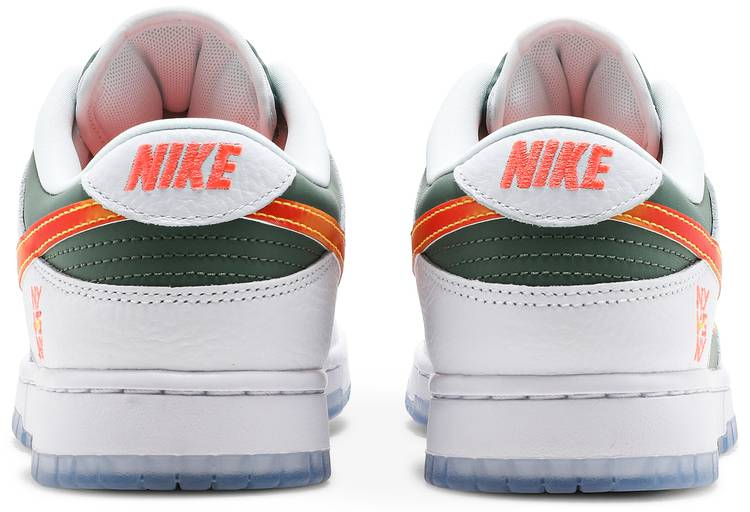 Dunk Low NY vs NY DN2489-300