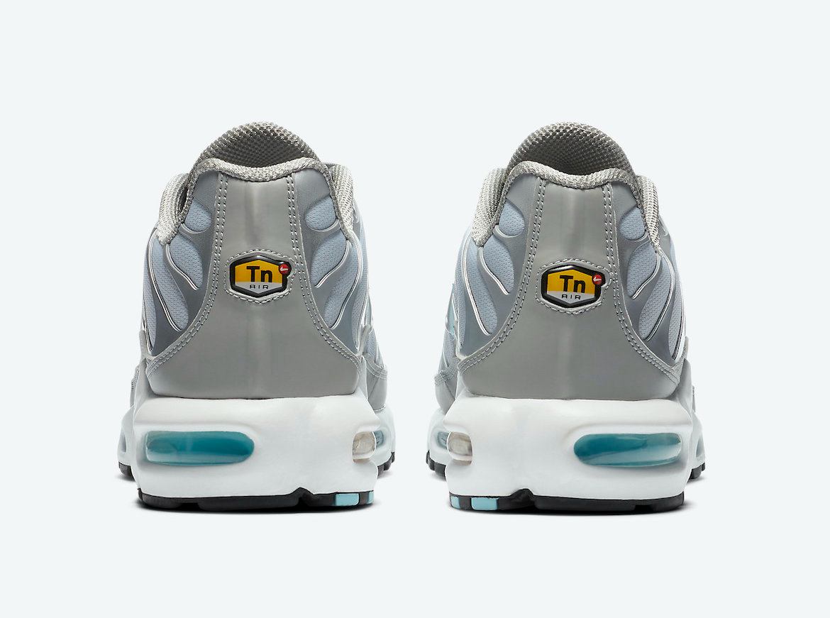 Air Max Plus Light Smoke Grey Glacier Ice CZ7552-002