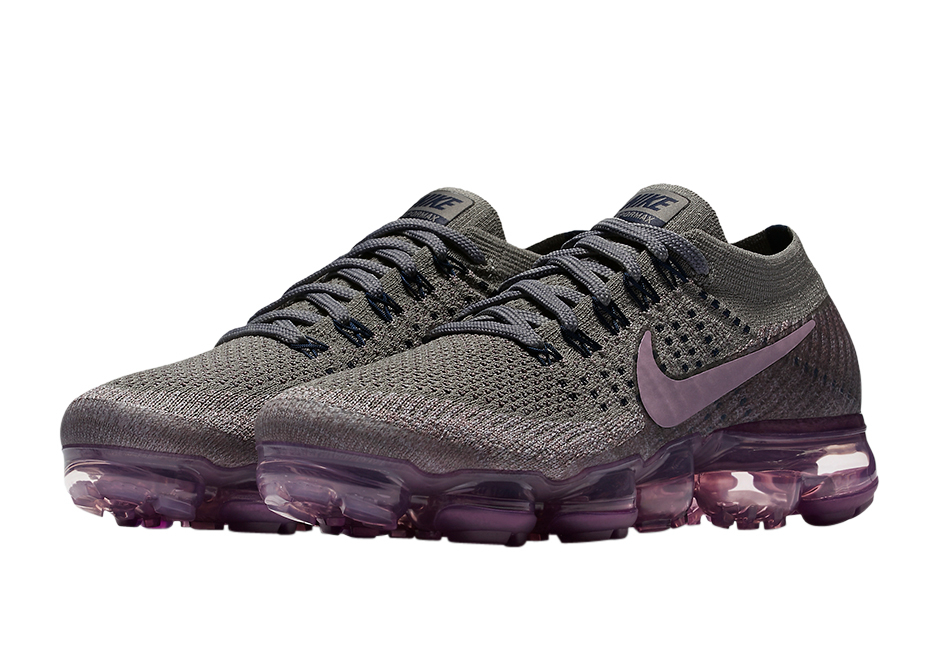 Wmns Air VaporMax Tea Berry 899472-400
