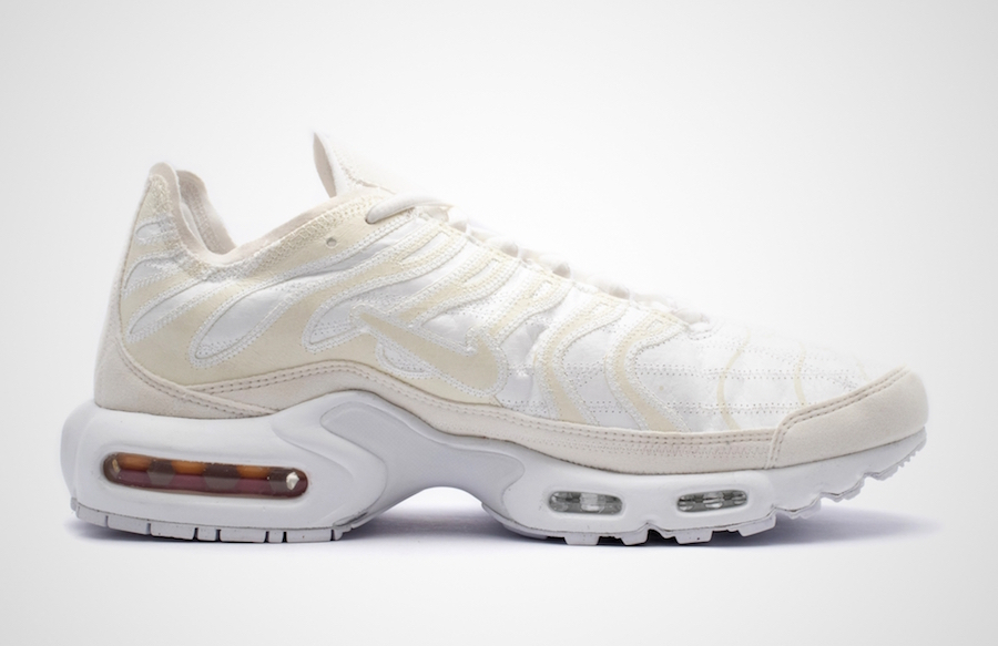 Air Max Plus Deconstructed White CD0882-100