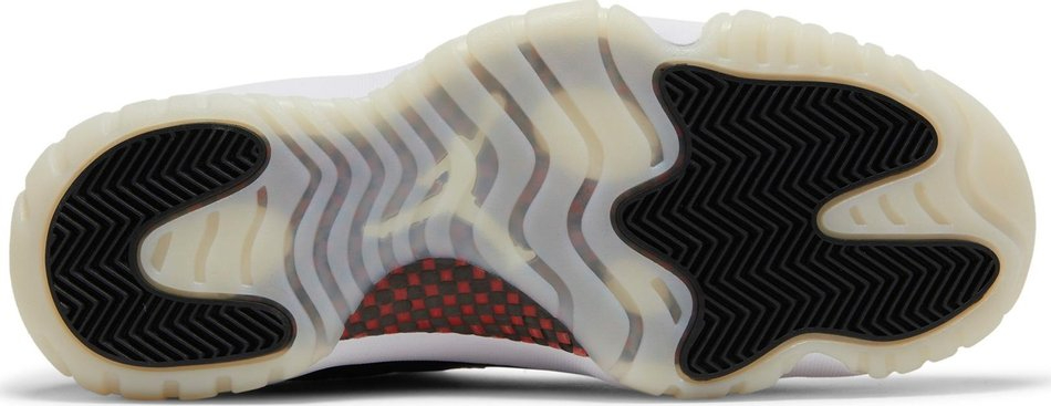 Air Jordan 11 Retro Low GS 72-10 528896-001