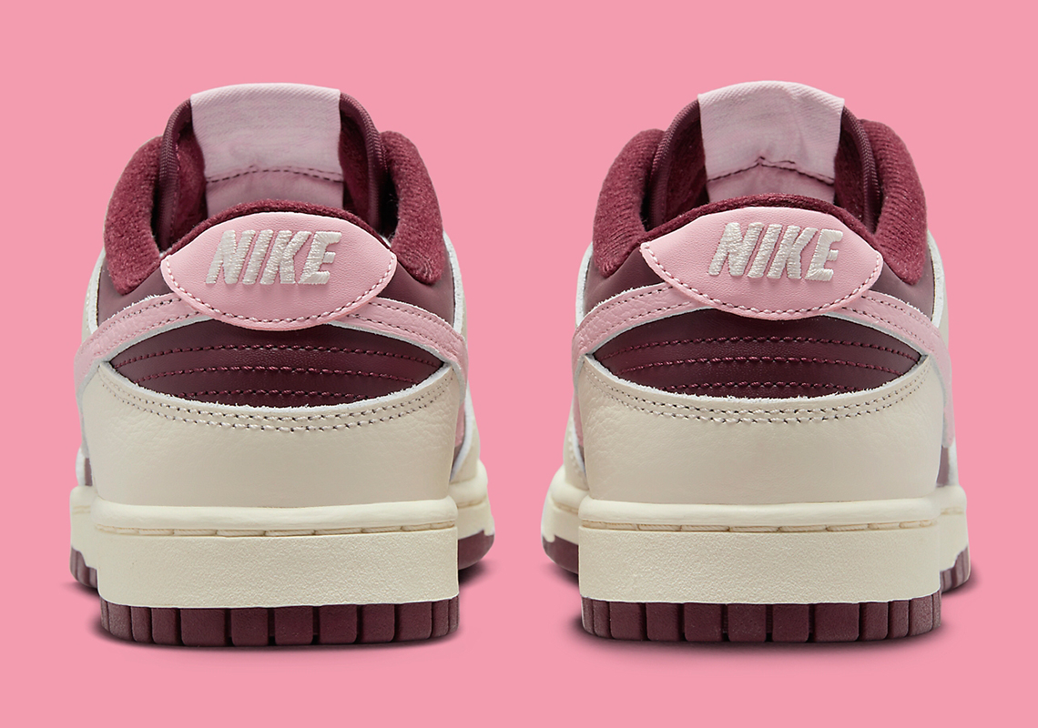Wmns Dunk Low Valentine s Day DR9705-100