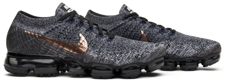 Air VaporMax Explorer Dark 849558-010