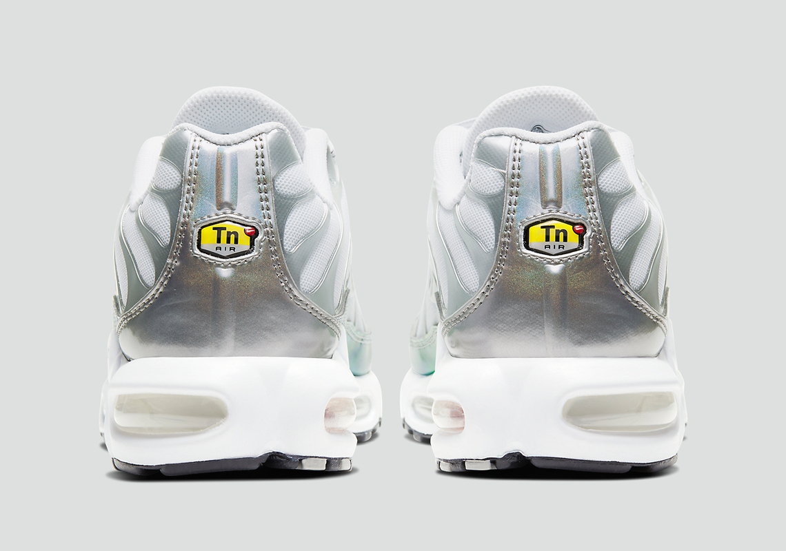 Air Max Plus Metallic Green CW2646-100