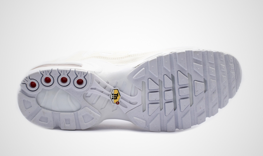 Air Max Plus Deconstructed White CD0882-100