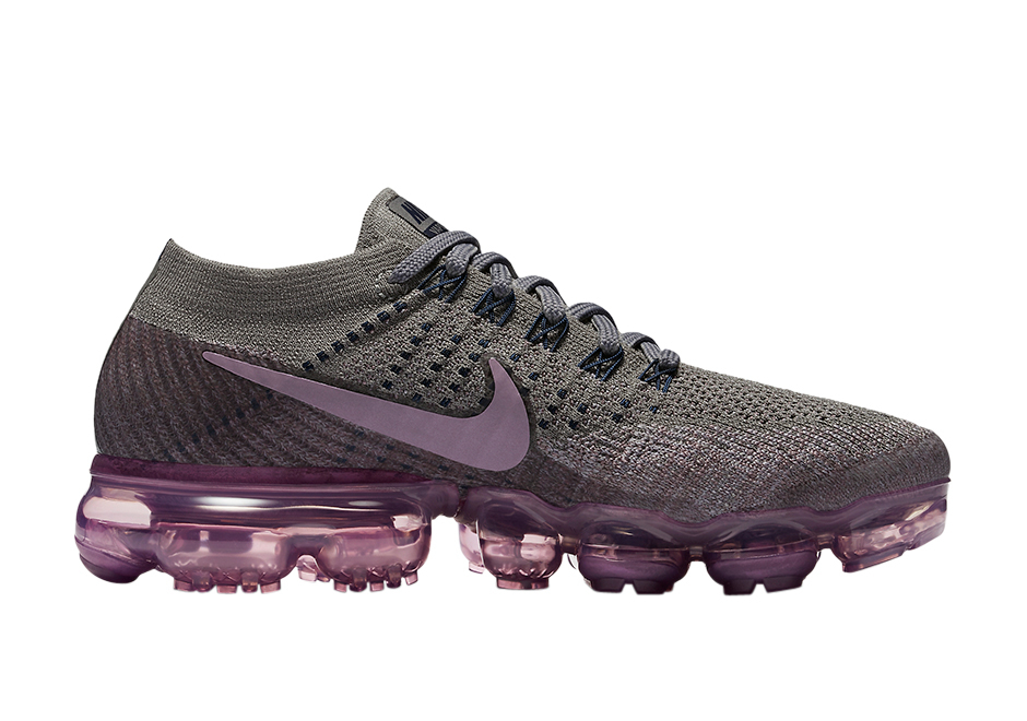 Wmns Air VaporMax Tea Berry 899472-400