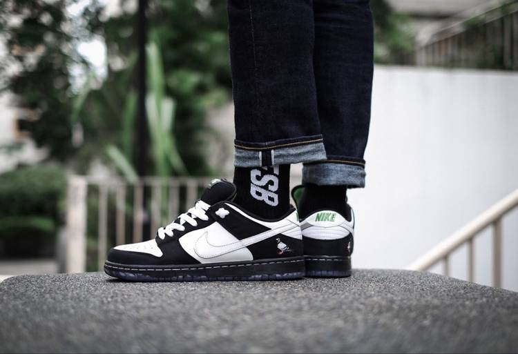 Jeff Staple x Dunk Low Pro SB Panda Pigeon BV1310-013