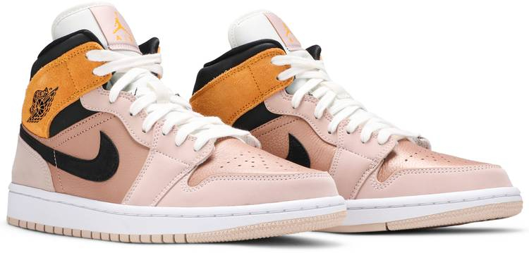 Wmns Air Jordan 1 Mid SE Particle Beige DD2224-200