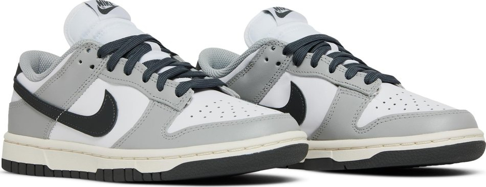 Wmns Dunk Low Light Smoke Grey DD1503-117