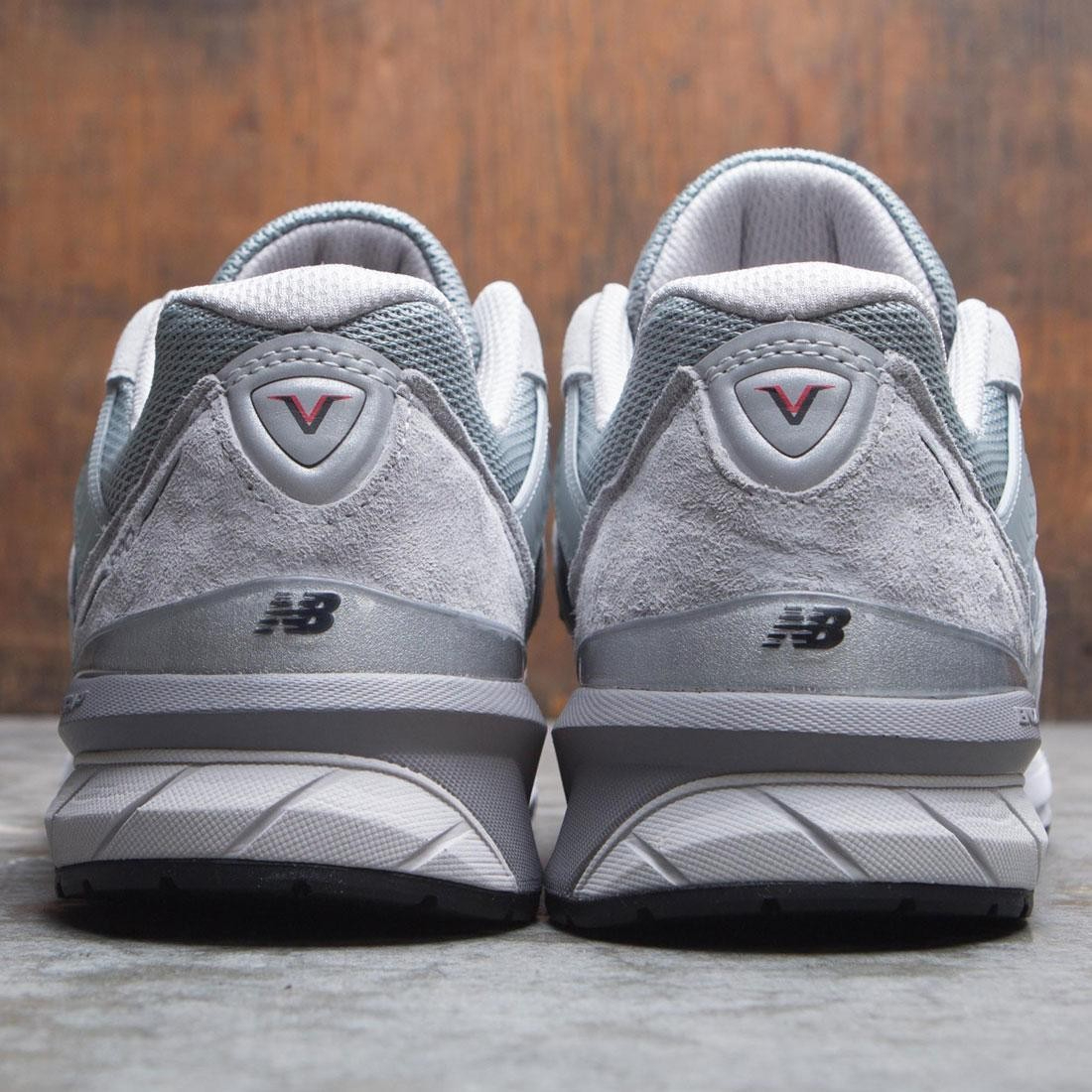 990 Grey White M990GL52E