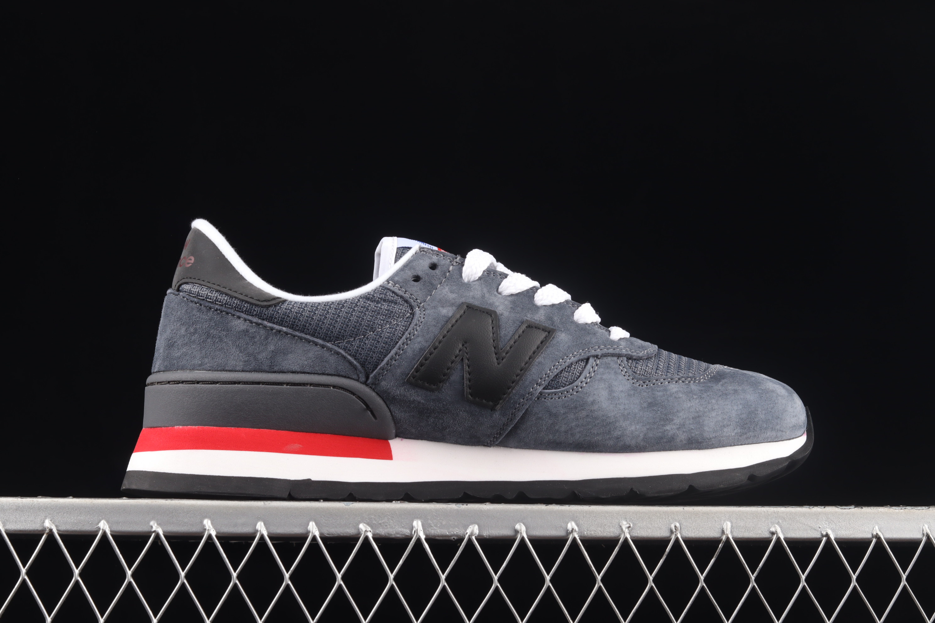 990v1 Made In USA Catch 22 M990HL