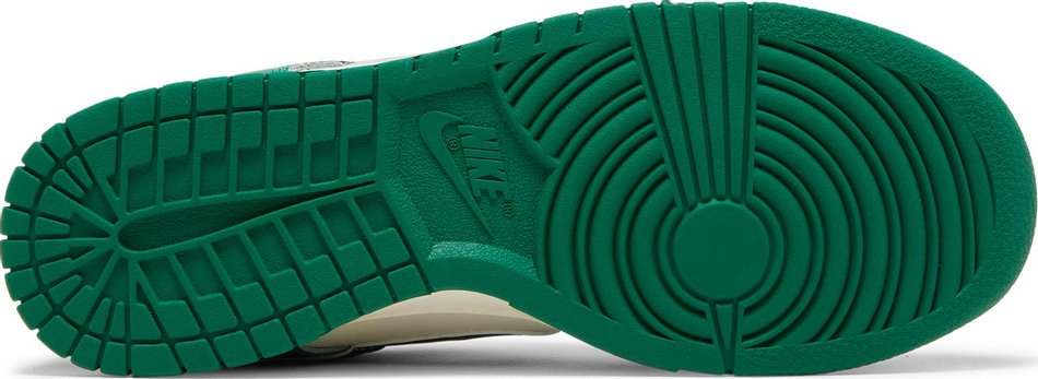 Dunk Low SE Lottery Pack Malachite DR9654-100