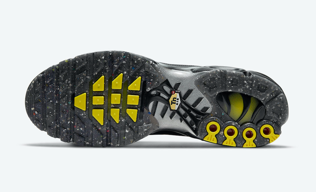 Air Max Plus Black Total Orange DD7112-002
