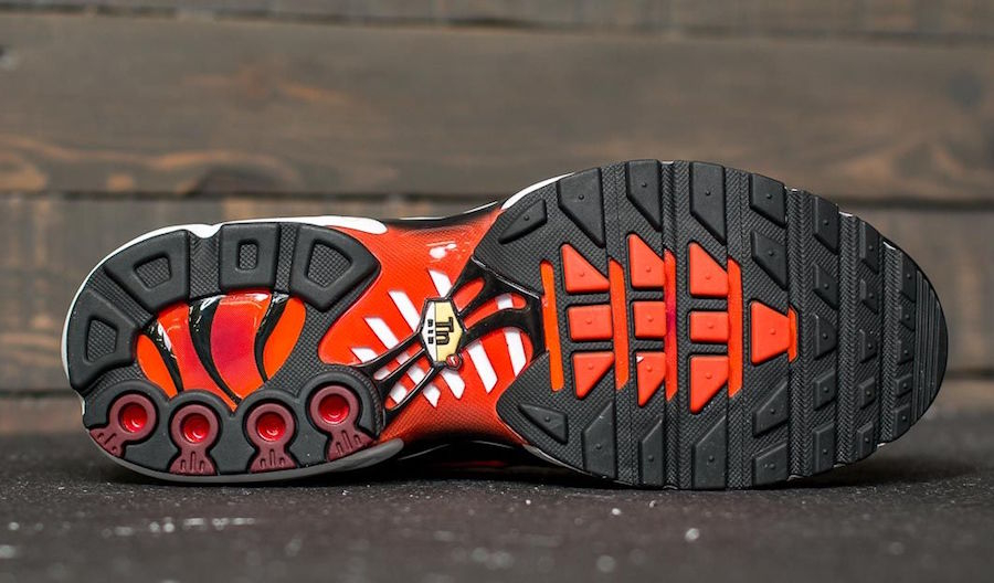 Air Max Plus Team Orange Team Red 852630-023