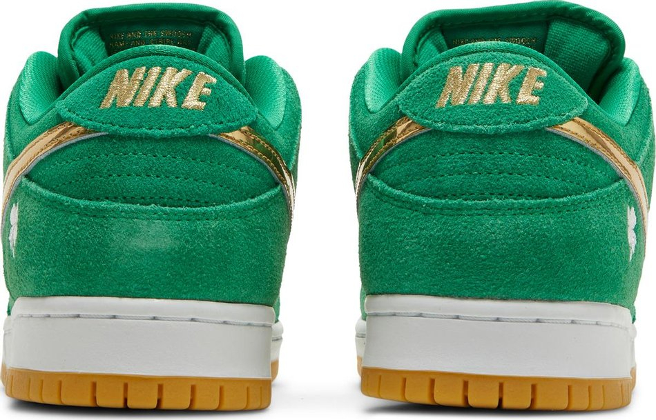 Dunk Low SB St. Patrick s Day BQ6817-303