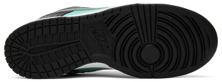D1am0nd S*pply Co. x Dunk Low Pro SB T*f*ny 304292-402