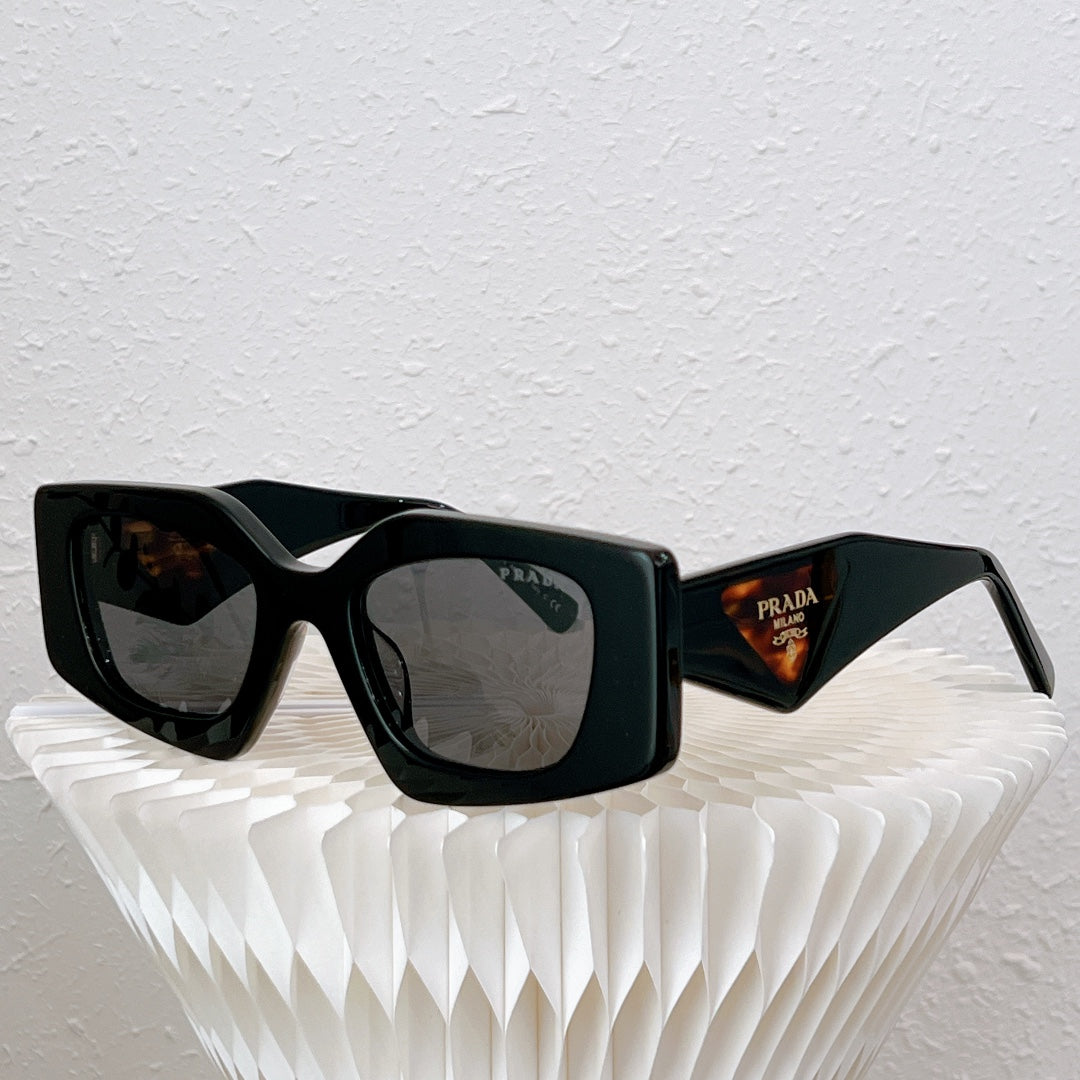 Pra*a Sunglasses