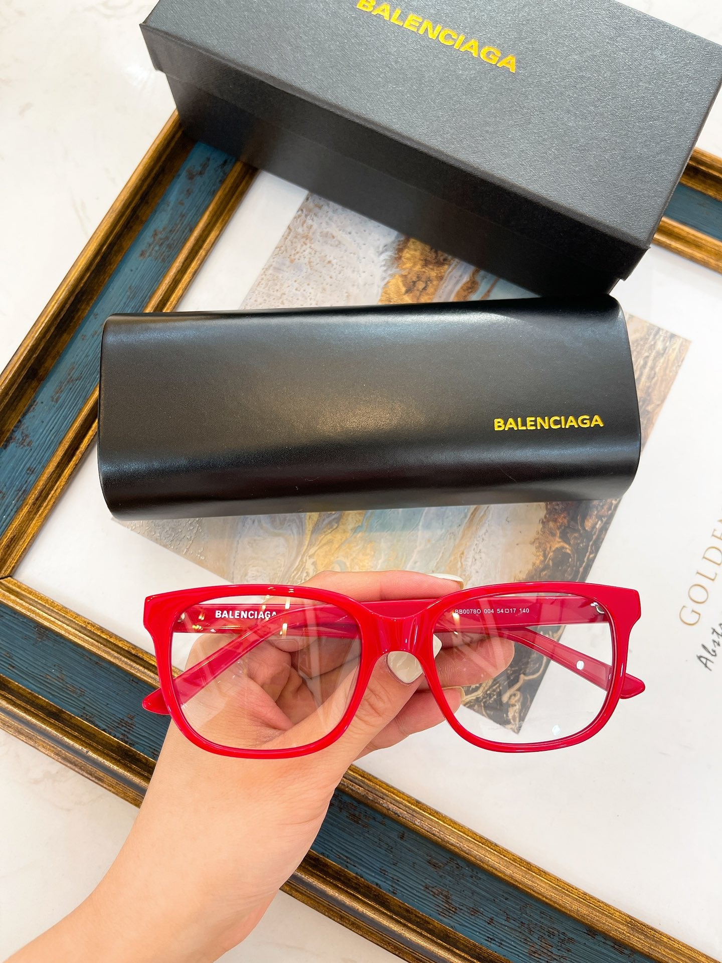 Ba1en*iaga Glasses