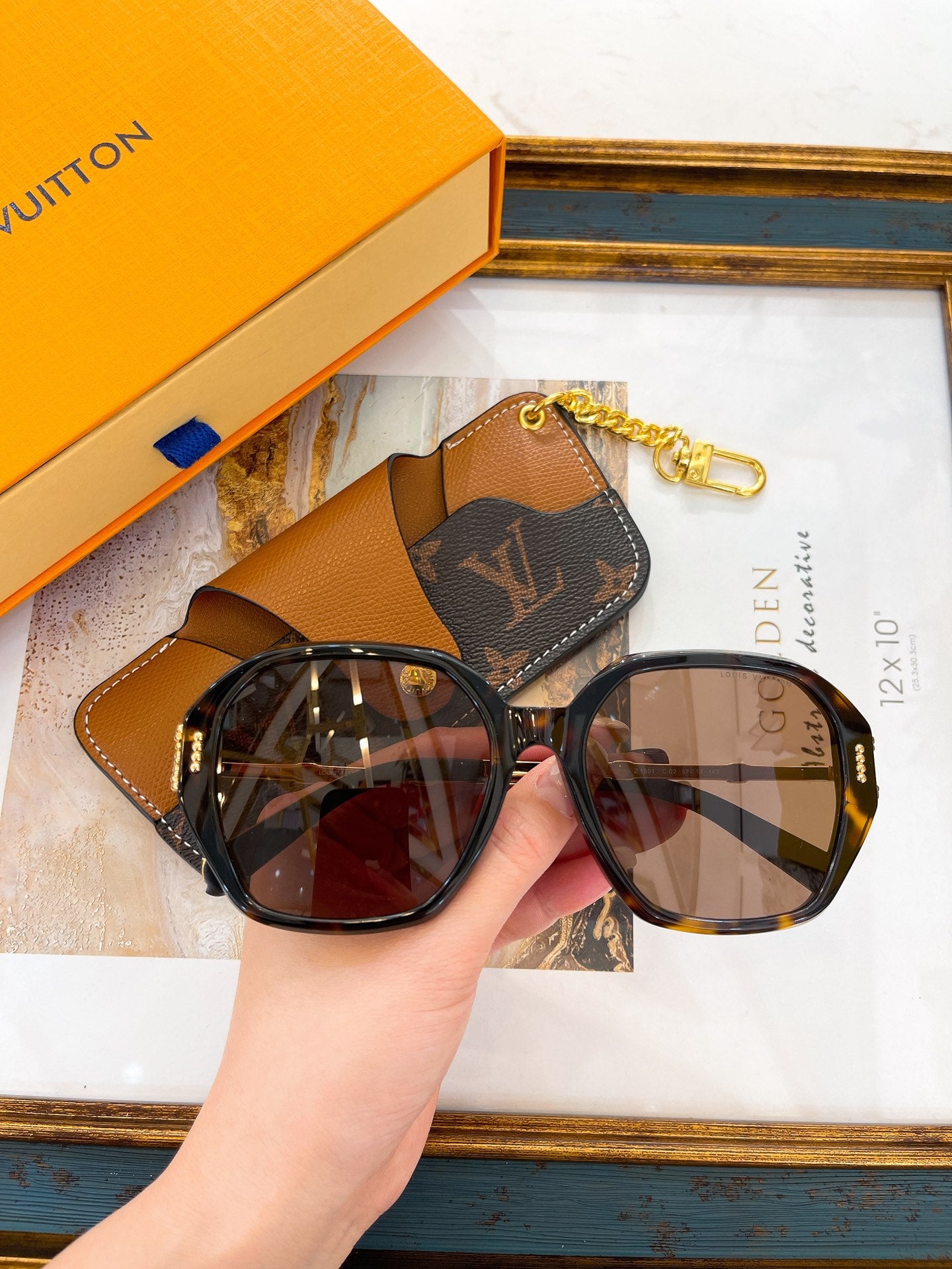 L0vis Vvtt0n Sunglasses
