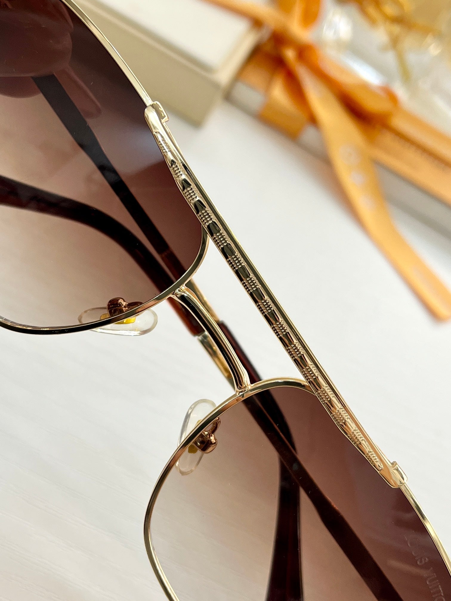 L0vis Vvtt0n Sunglasses