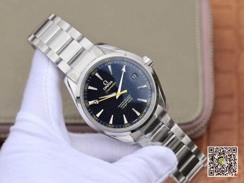 Replica 0me*ga Seamaster Aqua Terra 231.10.42.21.03.004 150M James Bond Stainless Steel 1:1 Best Edition Stainless Steel Bracelet Swiss ETA8500 Blue textured dial