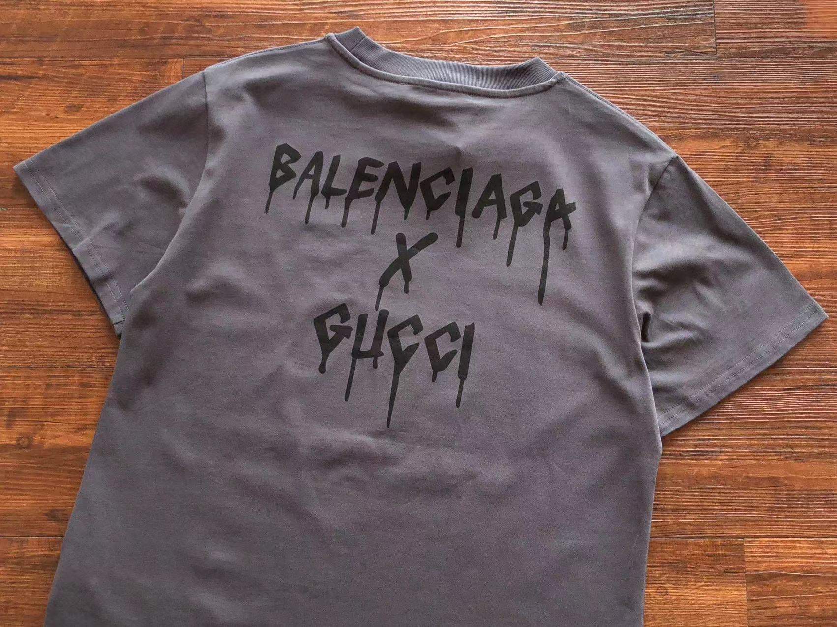 Gvc*1 x Ba1en*iaga T-shirt