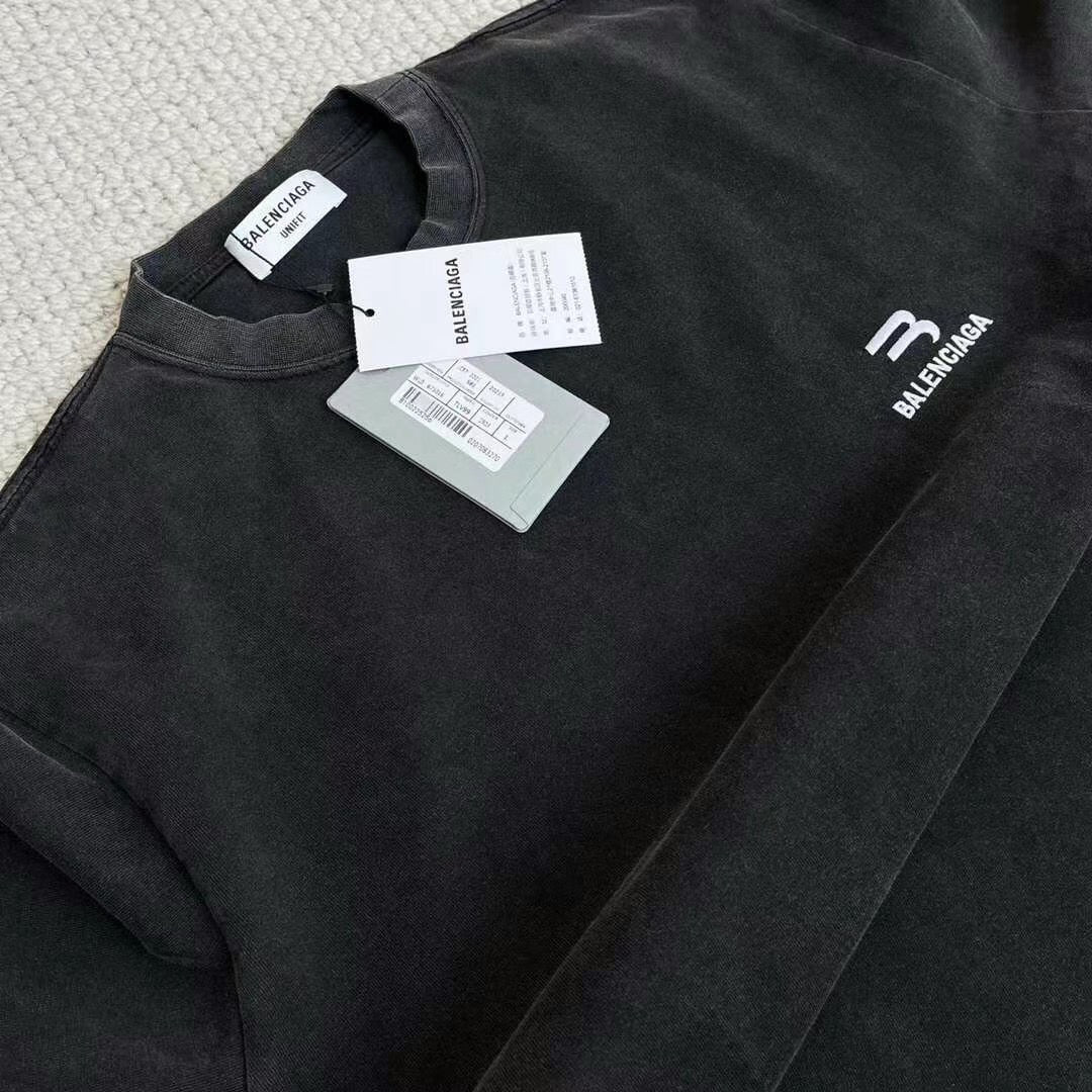 Ba1en*iaga T-shirt
