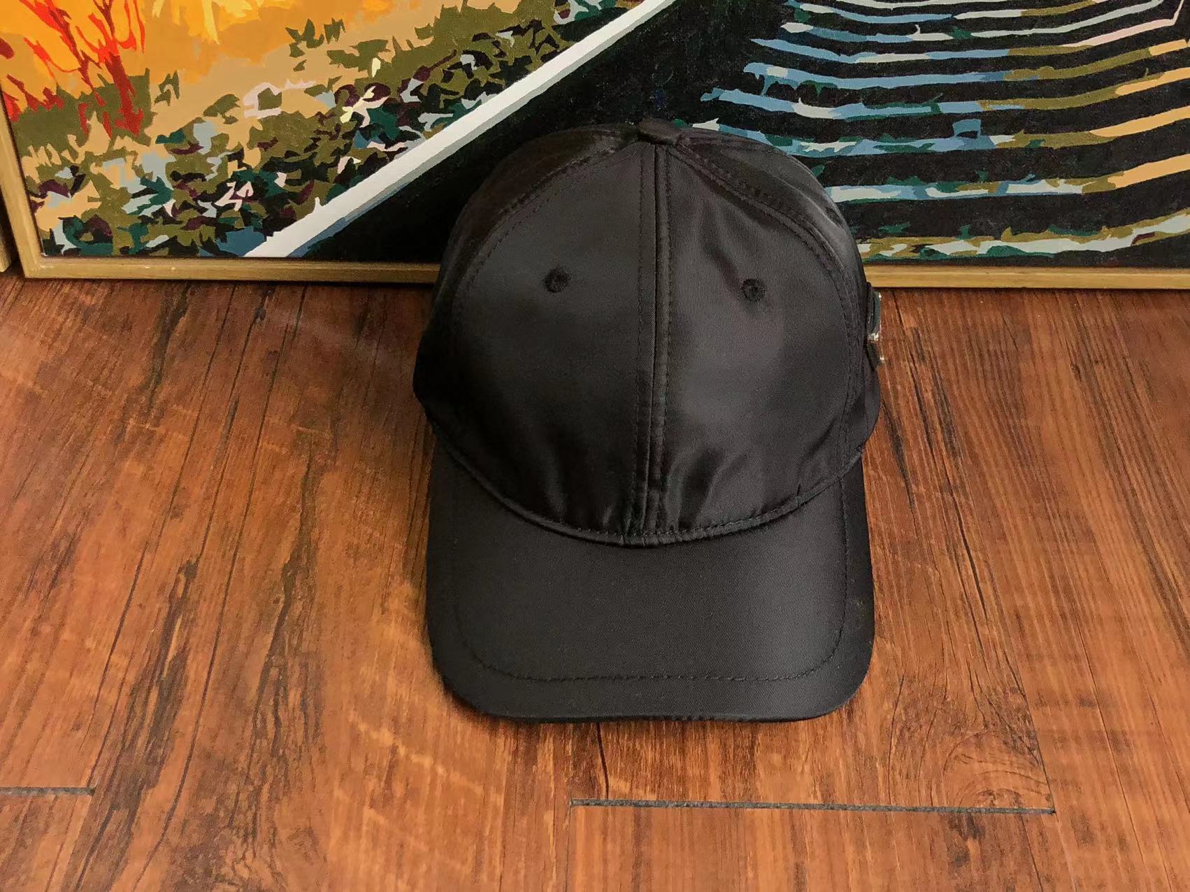 Pra*a Bucket Hat Dupe