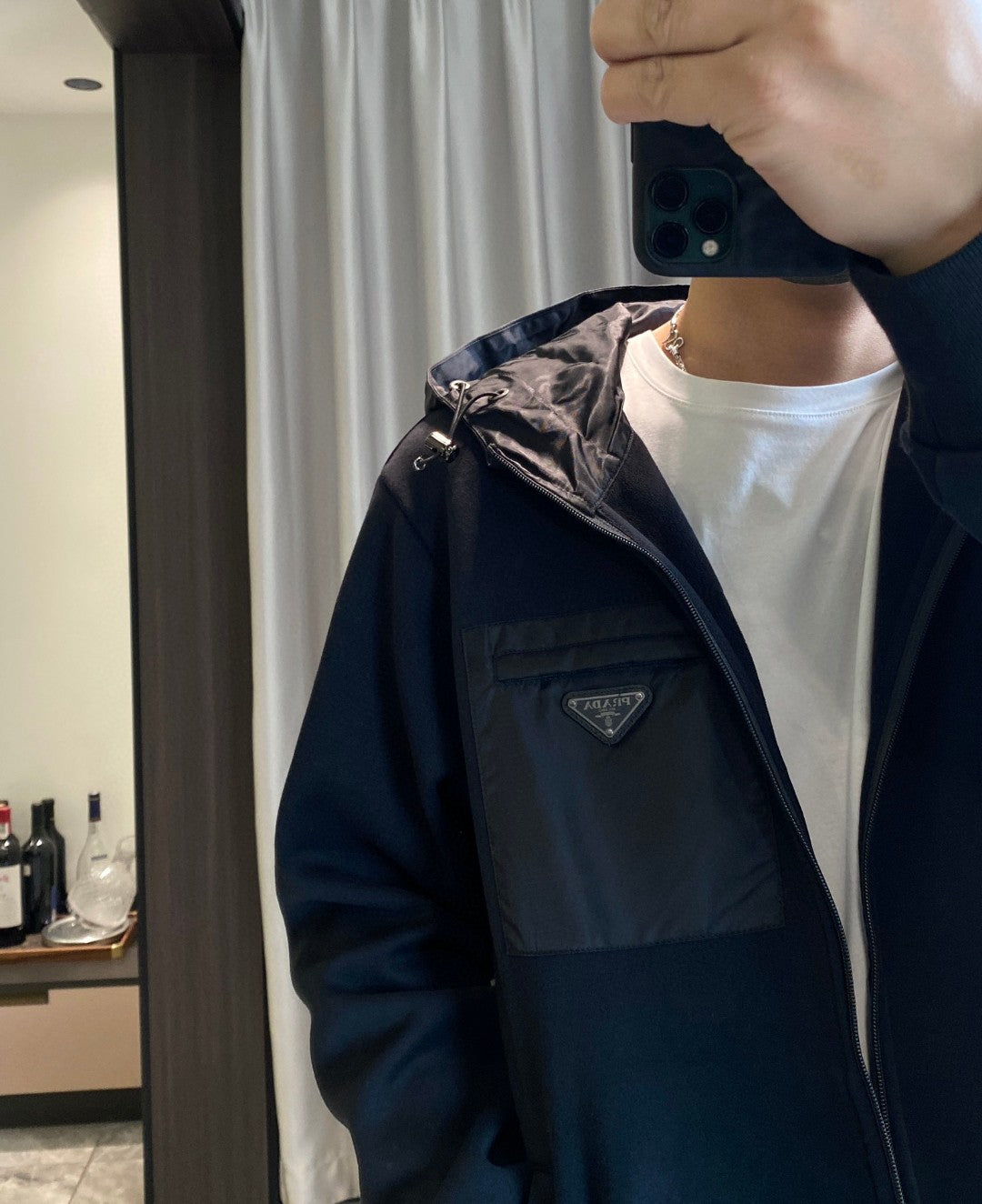 Pra*a Jacket