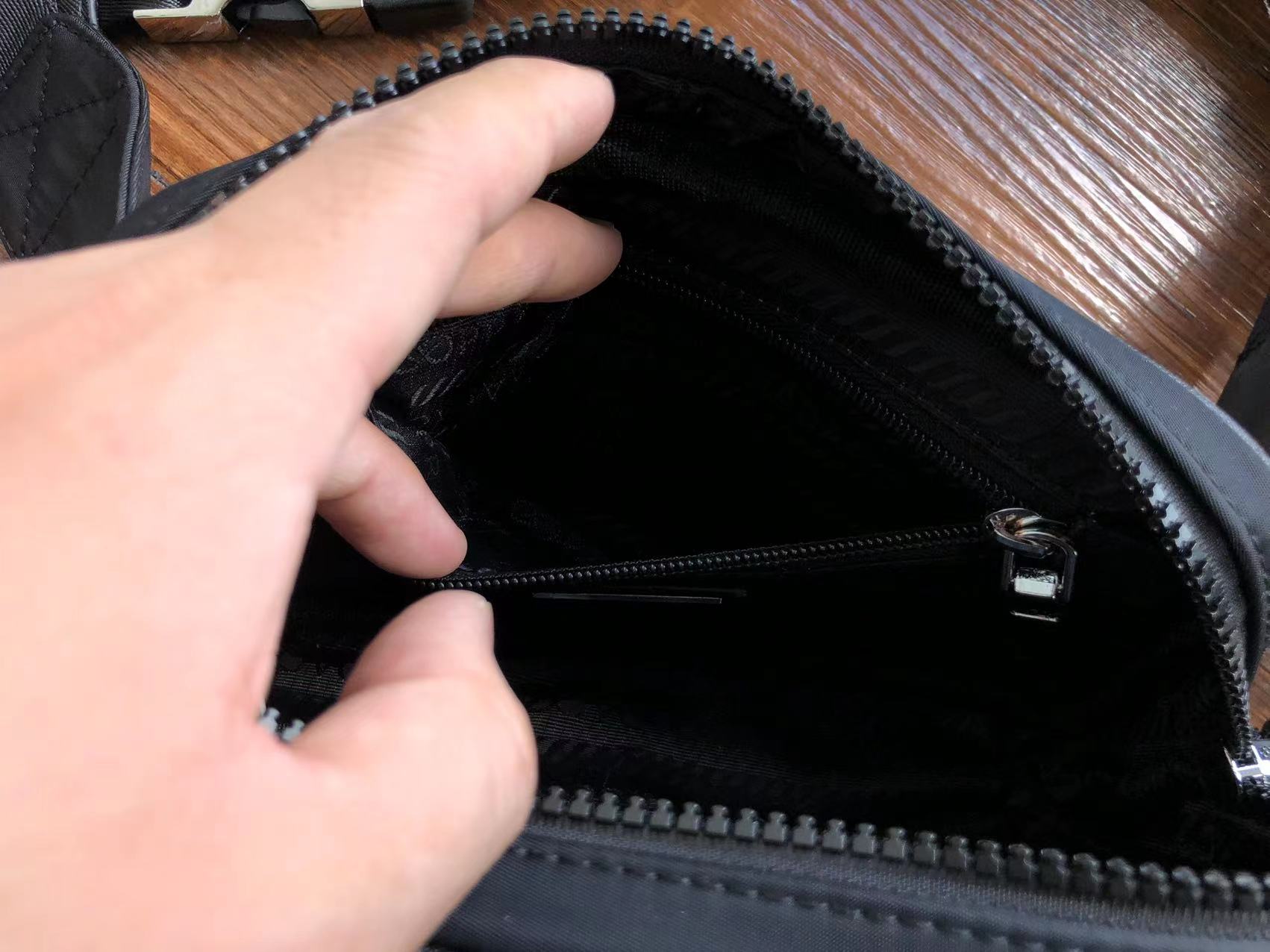 Pra*a Bag Dupe