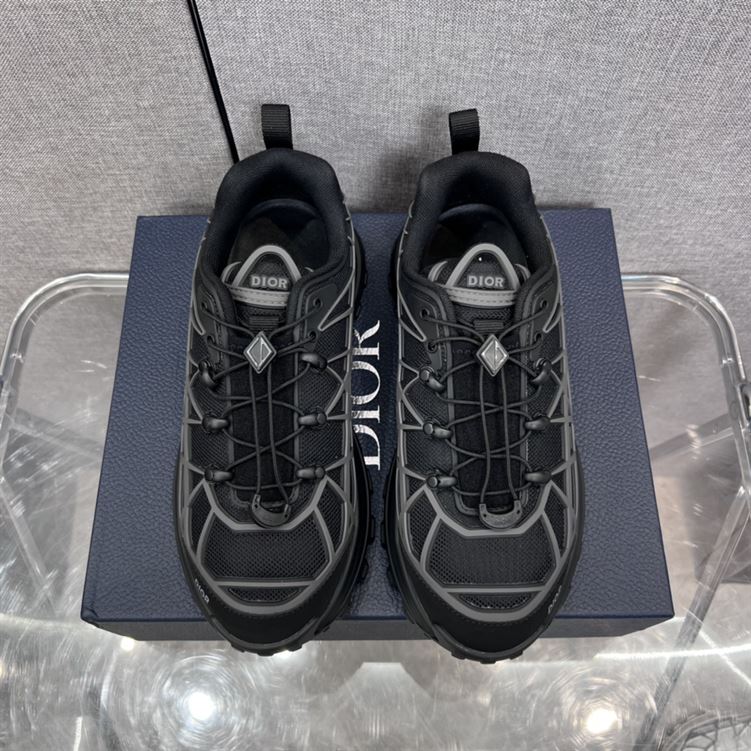 D10r B31 RUNNER SNEAKER BLACK DO095