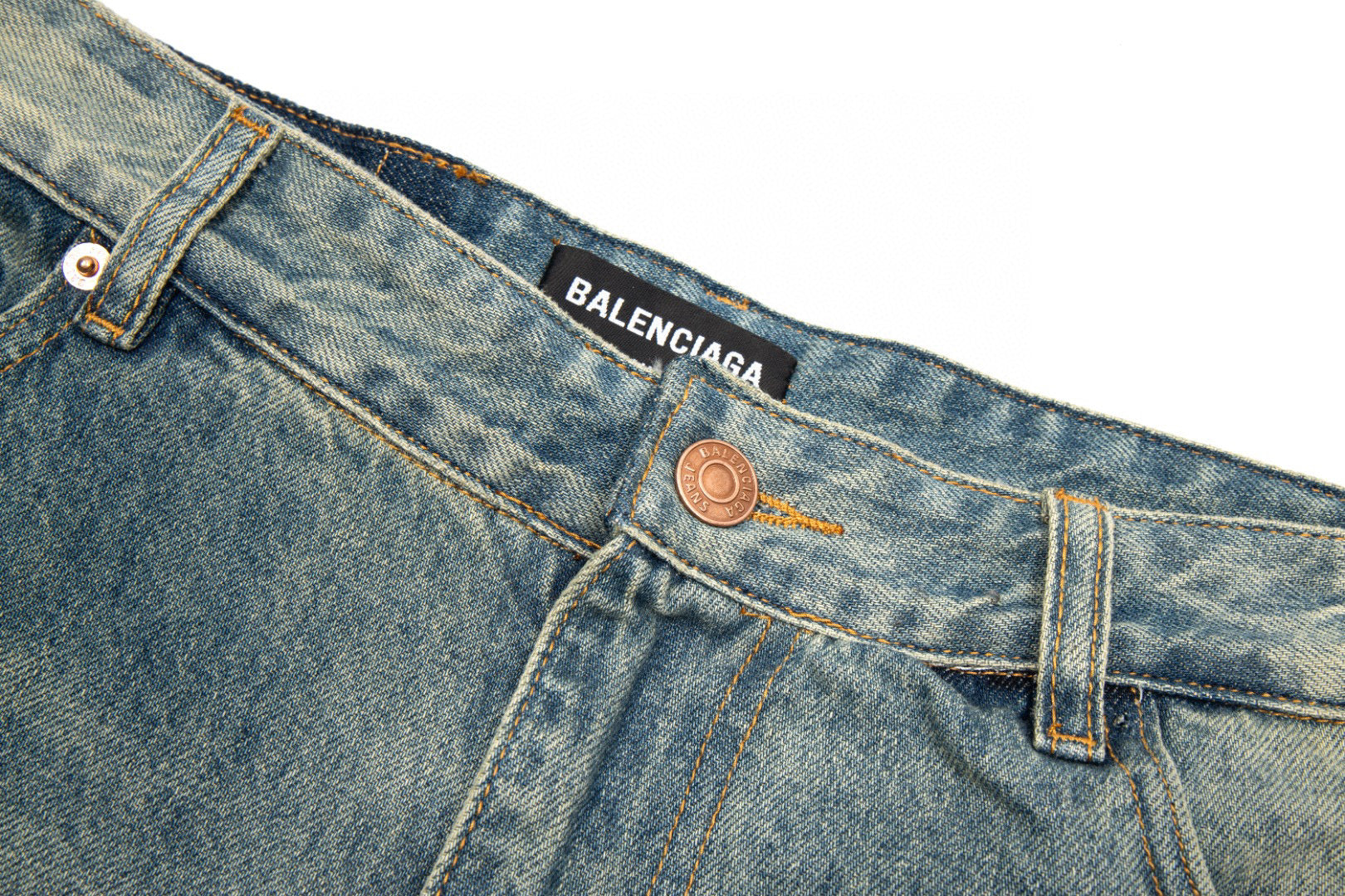 Ba1en*iaga Jeans