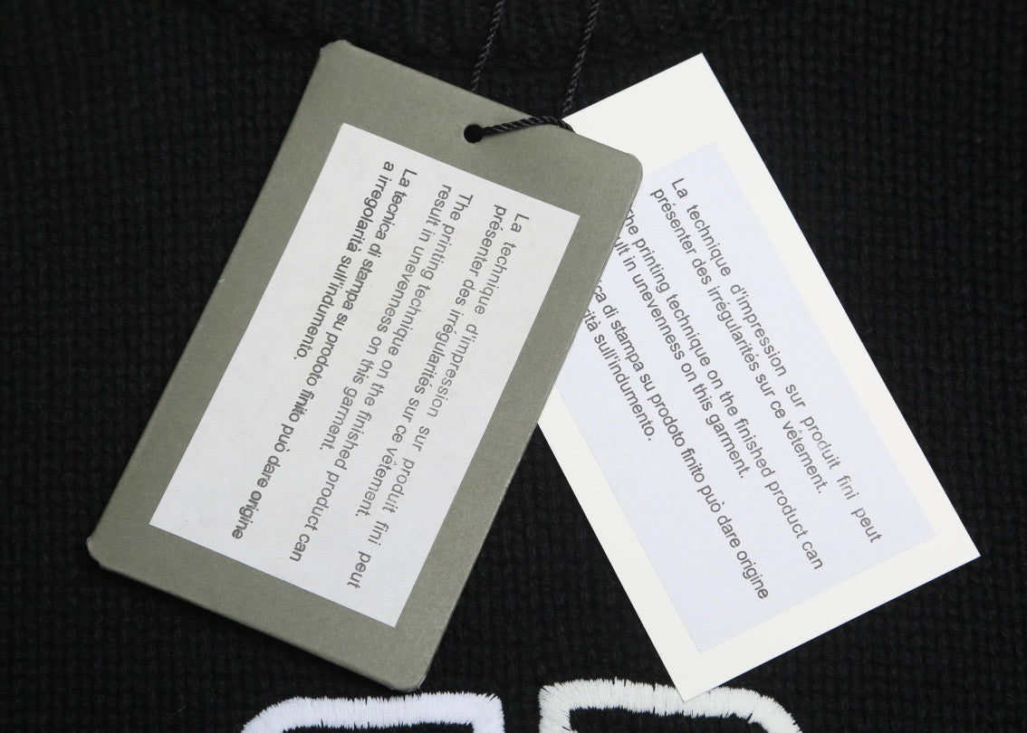 Ba1en*iaga Sweater