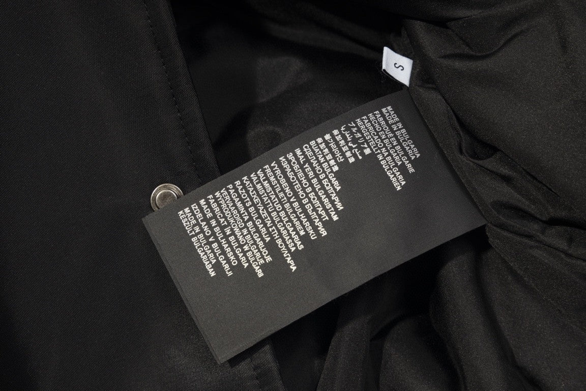 Pra*a Jacket