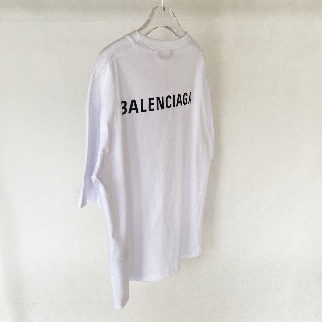 Ba1en*iaga T-shirt