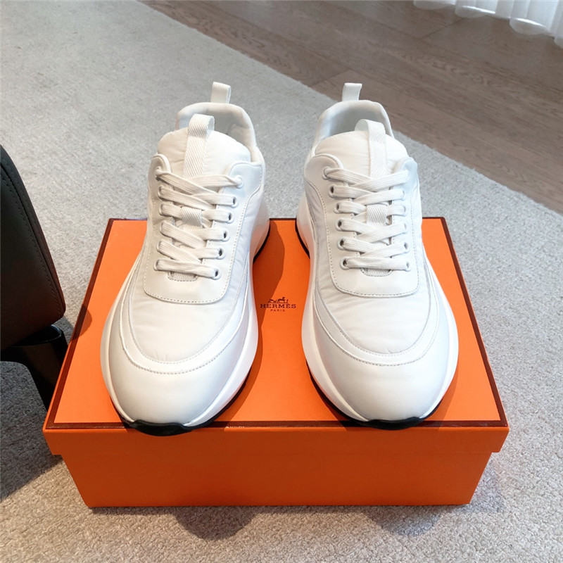 H**me5 new sneakers
