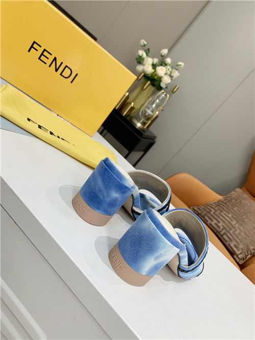 F**di logo sandals