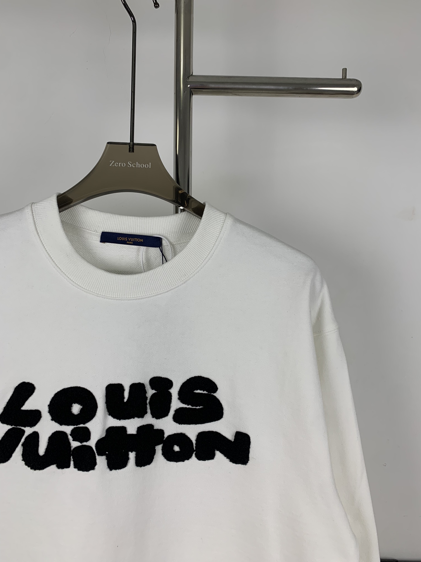 L0vis Vvtt0n Hoodie