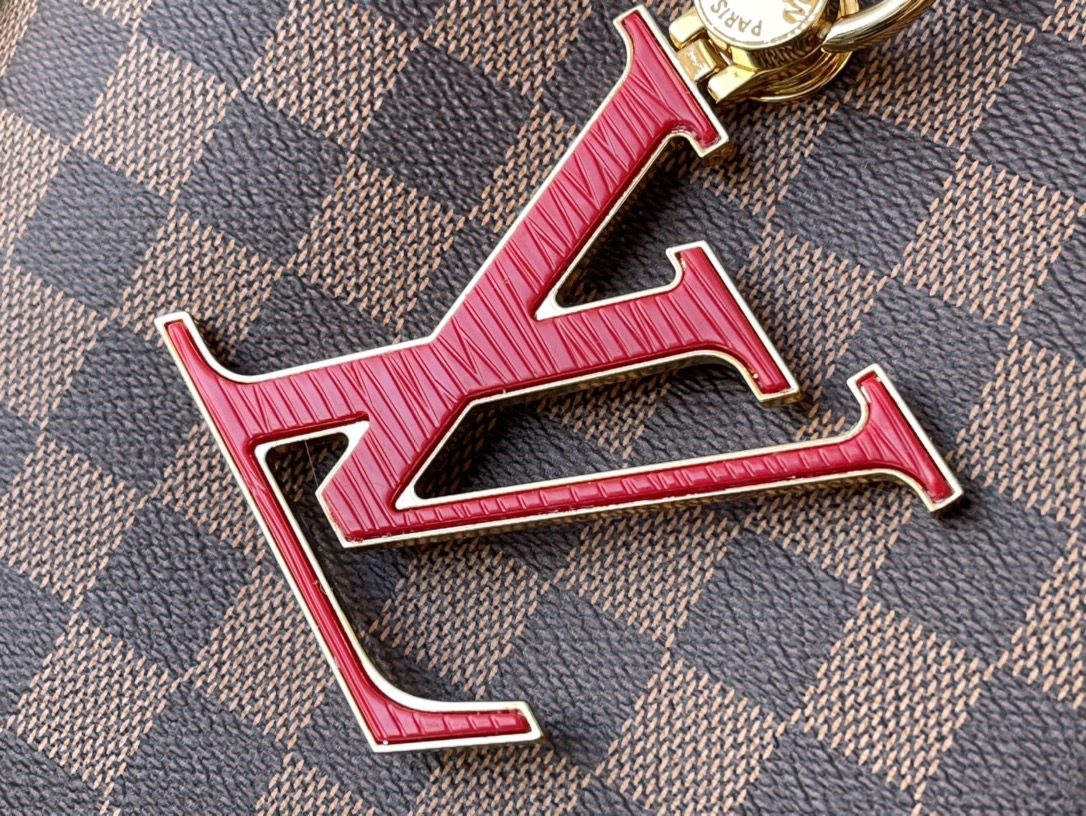 L0vis Vvtt0n Damier Ebene